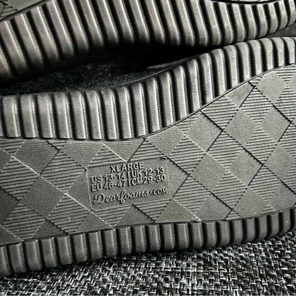 NWOT Men’s Dearfoam Slippers - Picture 11 of 11